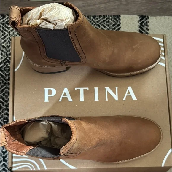 Classic Chelsea Boot - Picture 2 of 3